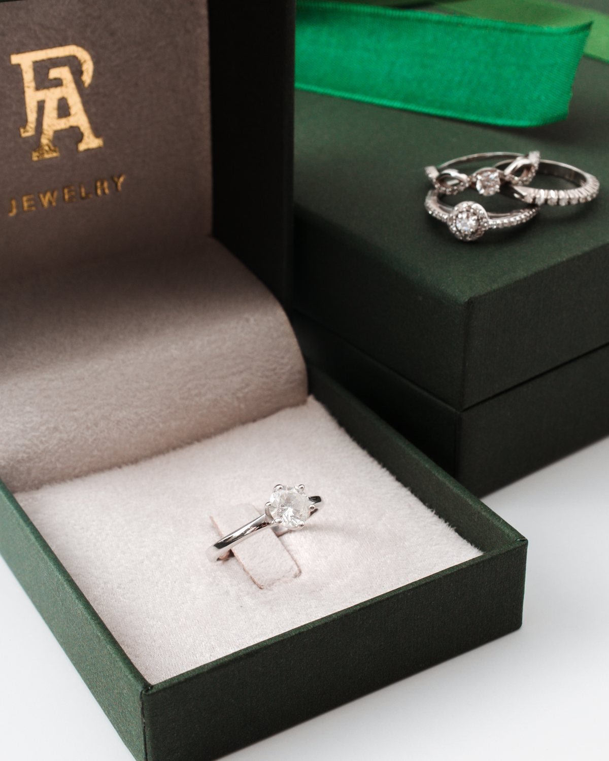 Anel de noivado solitário com diamante, Pablo Alexandre Jewelry